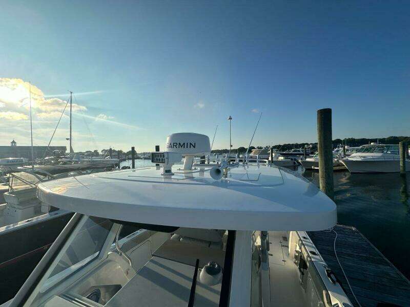 32ft Pursuit Yacht For Sale