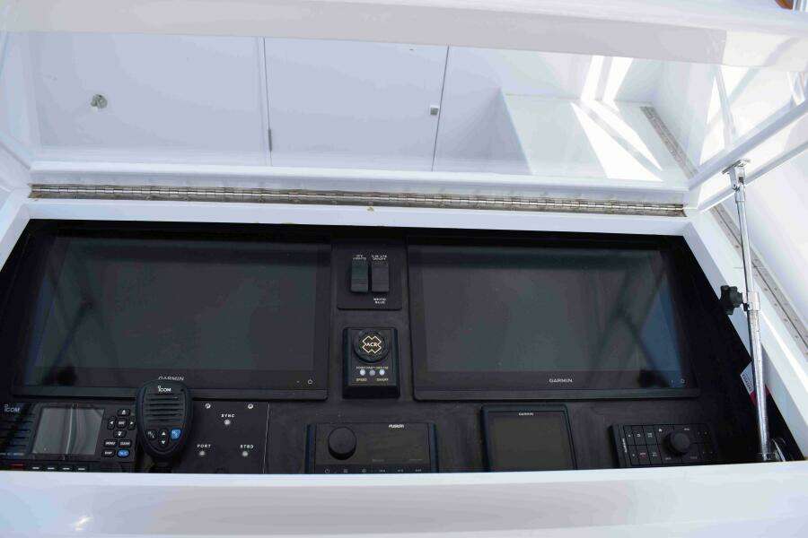 PT 73 34ft Rybovich Yacht For Sale