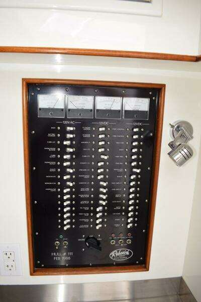 PT 73 34ft Rybovich Yacht For Sale