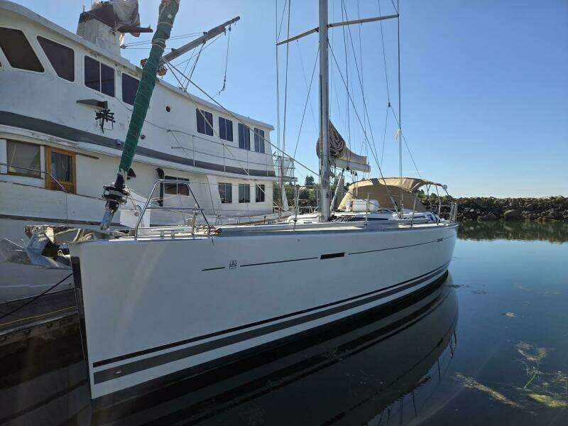 2011 Dufour 525 Grand Large