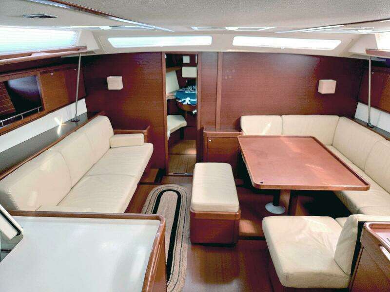 Saloon Looking Forward