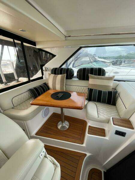 44ft Regal Yacht For Sale