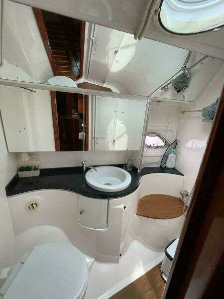 44ft Regal Yacht For Sale