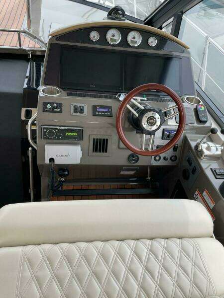 44ft Regal Yacht For Sale