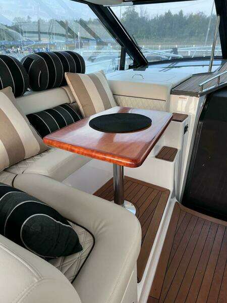 44ft Regal Yacht For Sale