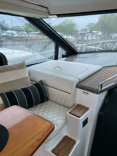 44ft Regal Yacht For Sale