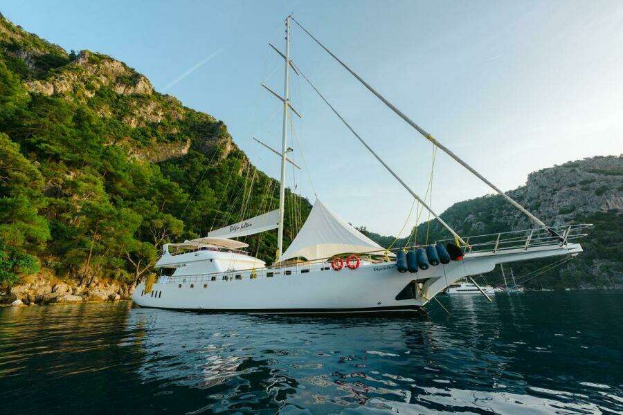 114ft Custom Yacht For Sale