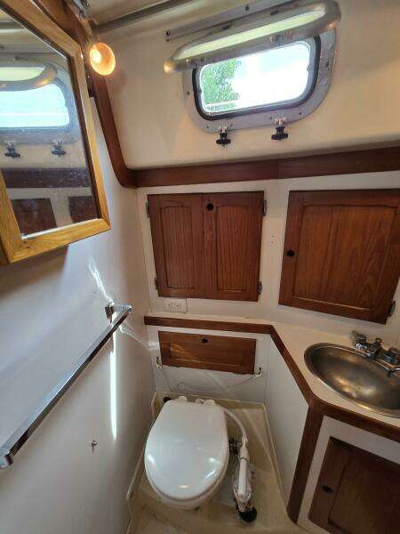 Groote Beer III 31ft Bristol Yacht For Sale