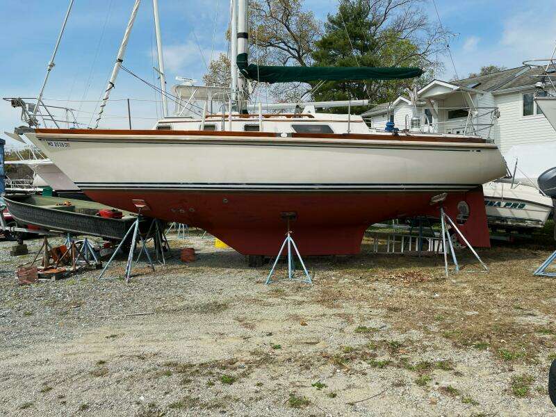 Groote Beer III 31ft Bristol Yacht For Sale