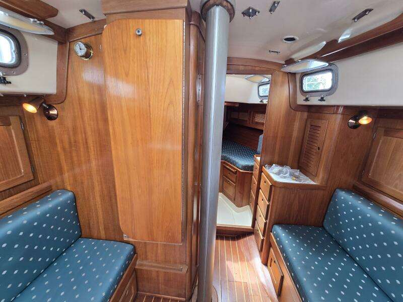Groote Beer III 31ft Bristol Yacht For Sale