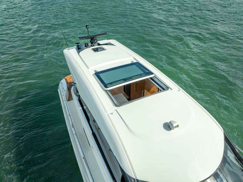 MAN CAVE 50ft Maritimo Yacht For Sale