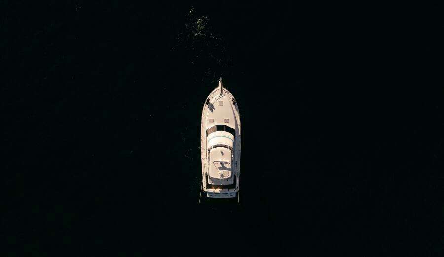 2002 Riviera 40 Flybridge - SKIESTA