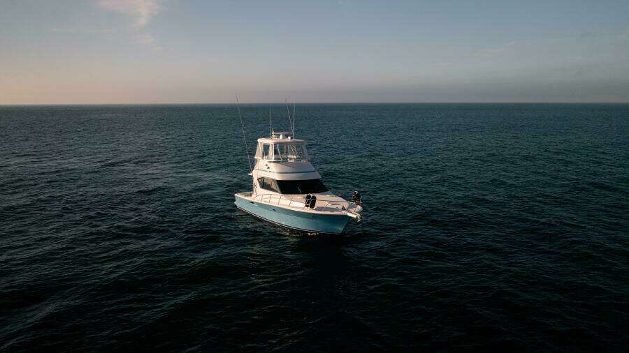 2002 Riviera 40 Flybridge - SKIESTA