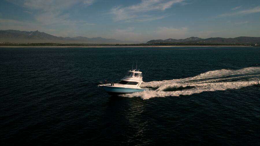 2002 Riviera 40 Flybridge - SKIESTA