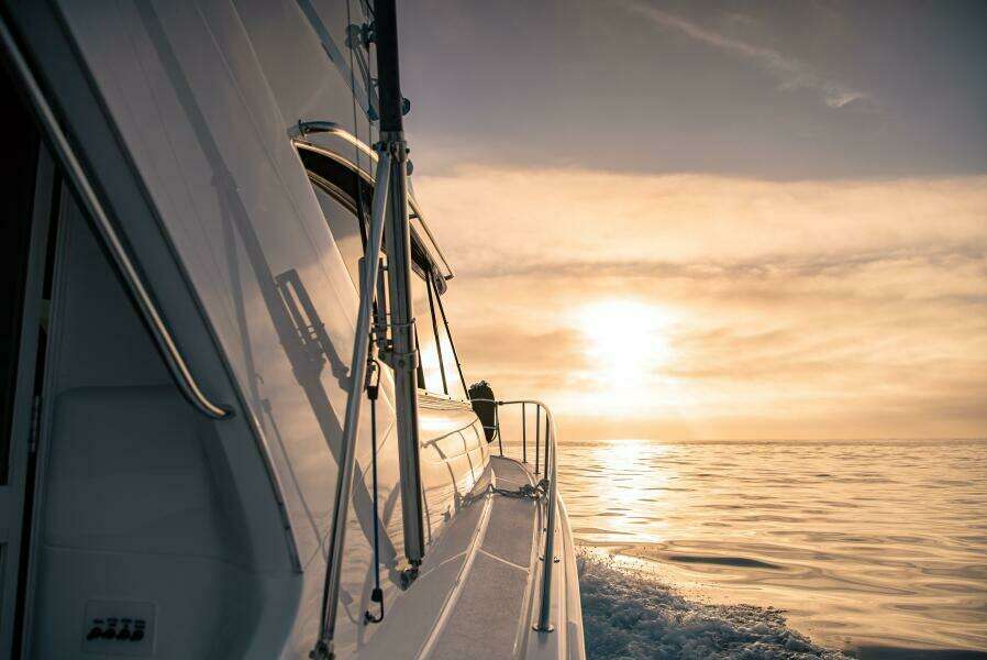 2002 Riviera 40 Flybridge - SKIESTA
