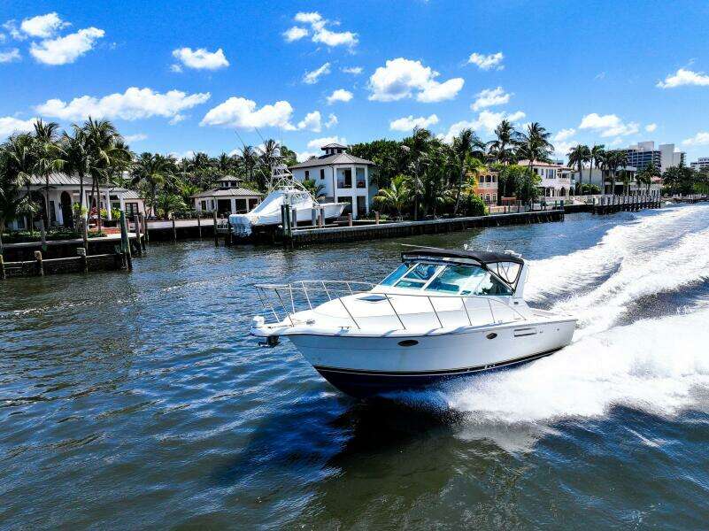 REEF FIN ANCE 29ft Tiara Yachts Yacht For Sale