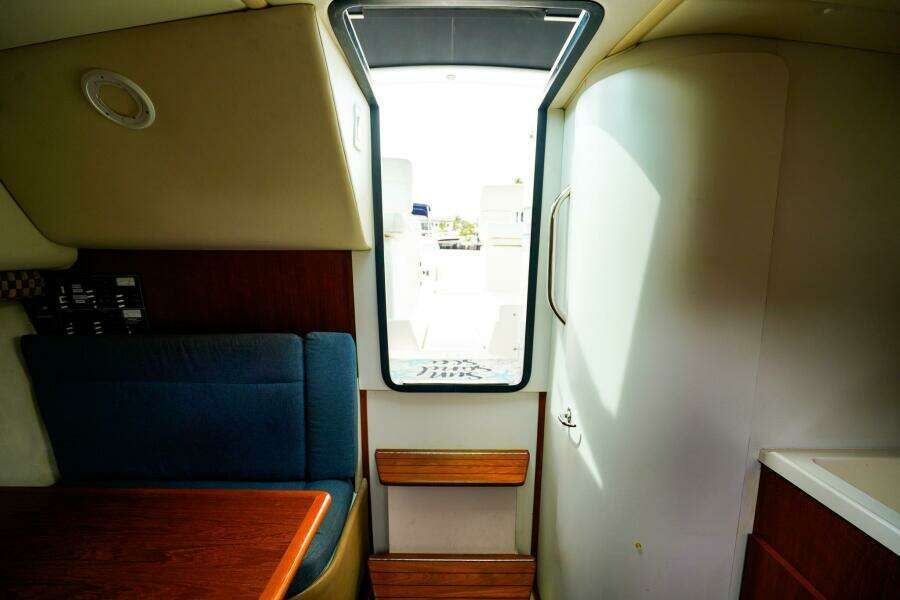 REEF FIN ANCE 29ft Tiara Yachts Yacht For Sale