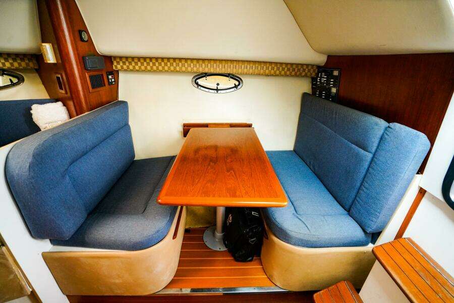 REEF FIN ANCE 29ft Tiara Yachts Yacht For Sale