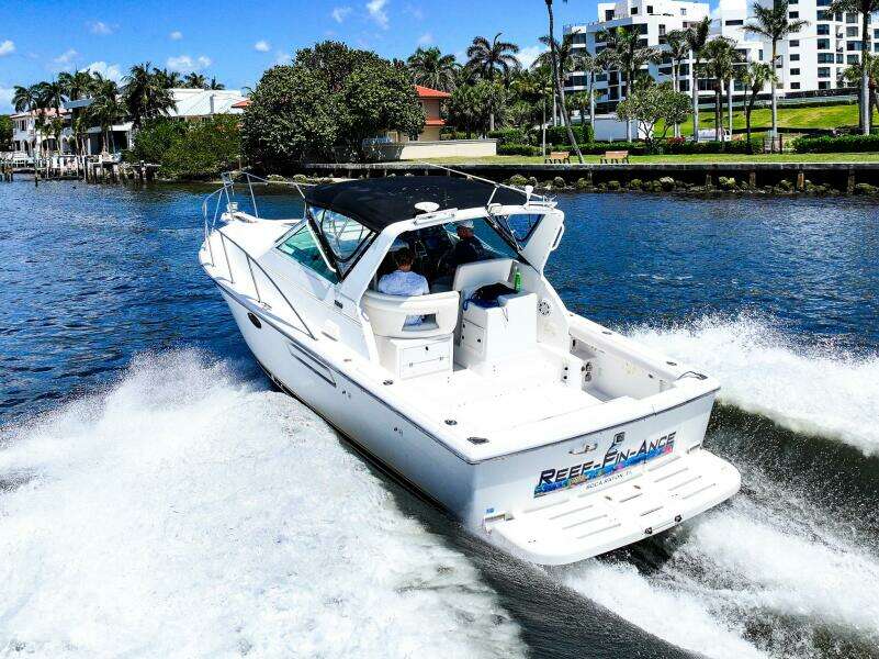 REEF FIN ANCE 29ft Tiara Yachts Yacht For Sale