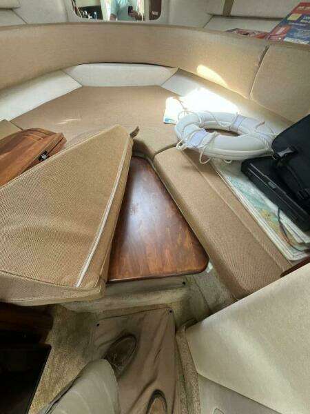 24ft Sea Ray Yacht For Sale