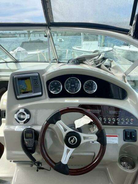 24ft Sea Ray Yacht For Sale