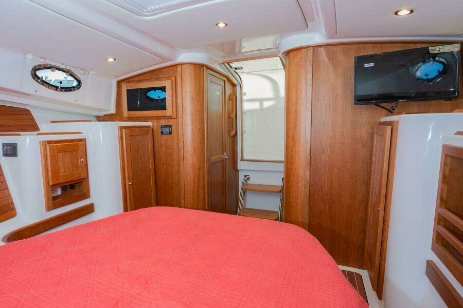 2026 Back Cove 34O 31