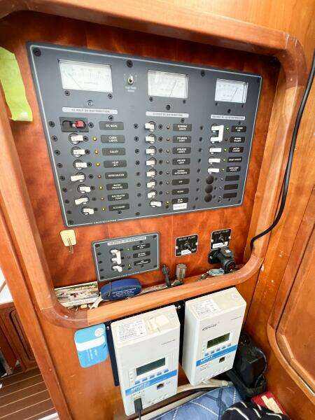 JOYRIDE 32ft TomCat Yacht For Sale