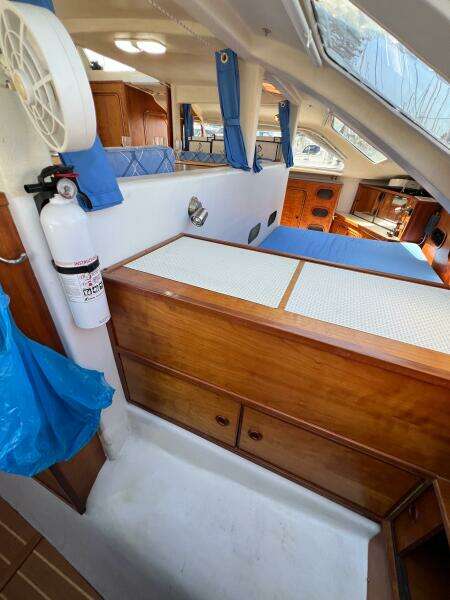 JOYRIDE 32ft TomCat Yacht For Sale