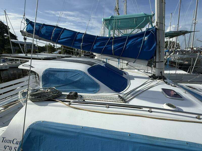 JOYRIDE 32ft TomCat Yacht For Sale