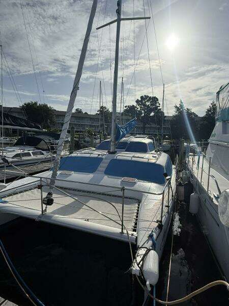 JOYRIDE 32ft TomCat Yacht For Sale