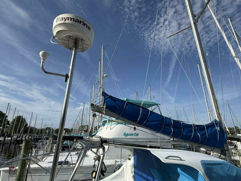 JOYRIDE 32ft TomCat Yacht For Sale
