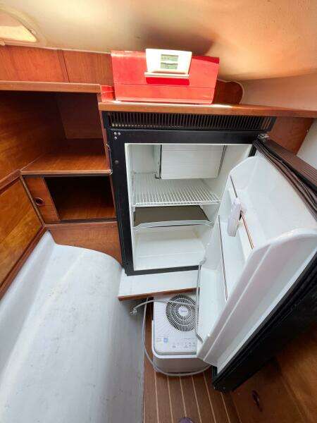 JOYRIDE 32ft TomCat Yacht For Sale