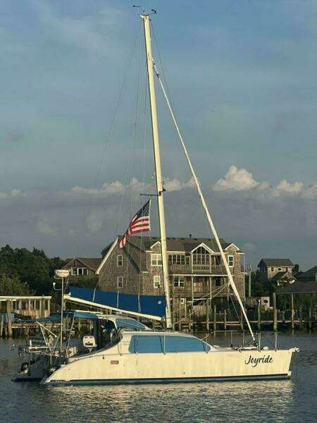 JOYRIDE 32ft TomCat Yacht For Sale