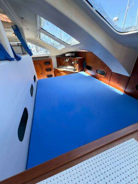 JOYRIDE 32ft TomCat Yacht For Sale