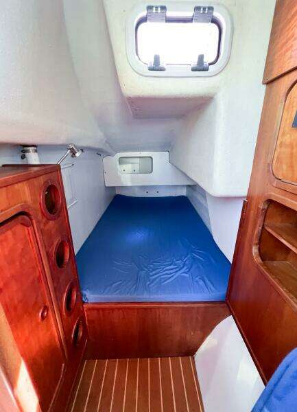 JOYRIDE 32ft TomCat Yacht For Sale