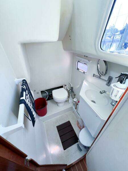 JOYRIDE 32ft TomCat Yacht For Sale