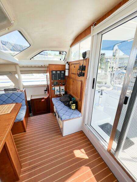 JOYRIDE 32ft TomCat Yacht For Sale