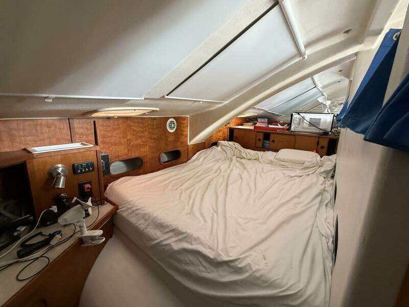 JOYRIDE 32ft TomCat Yacht For Sale
