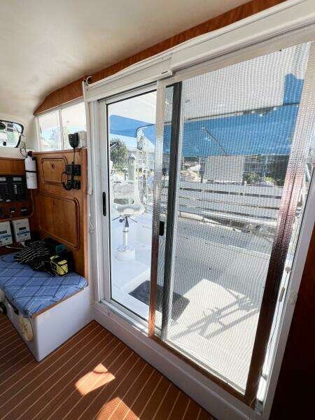 JOYRIDE 32ft TomCat Yacht For Sale
