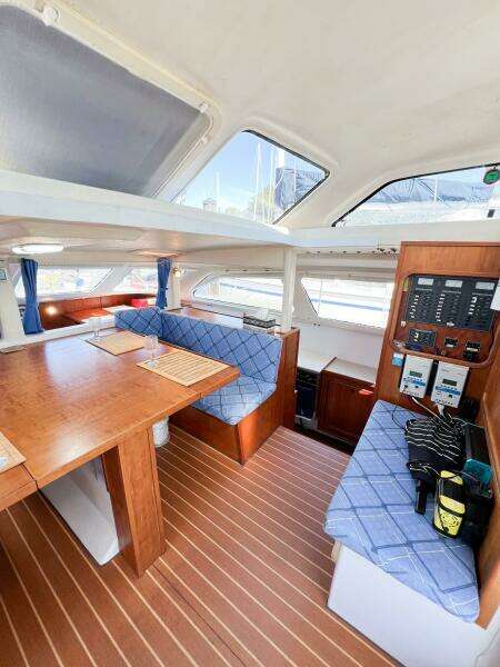 JOYRIDE 32ft TomCat Yacht For Sale
