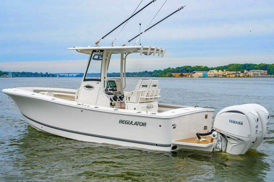 On Order 25ft Regulator Yacht For Sale
