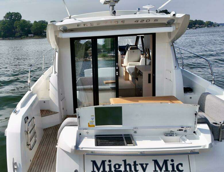 42ft Prestige Yacht For Sale