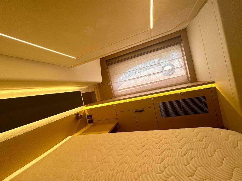 42ft Prestige Yacht For Sale