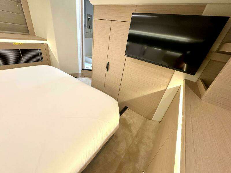 42ft Prestige Yacht For Sale