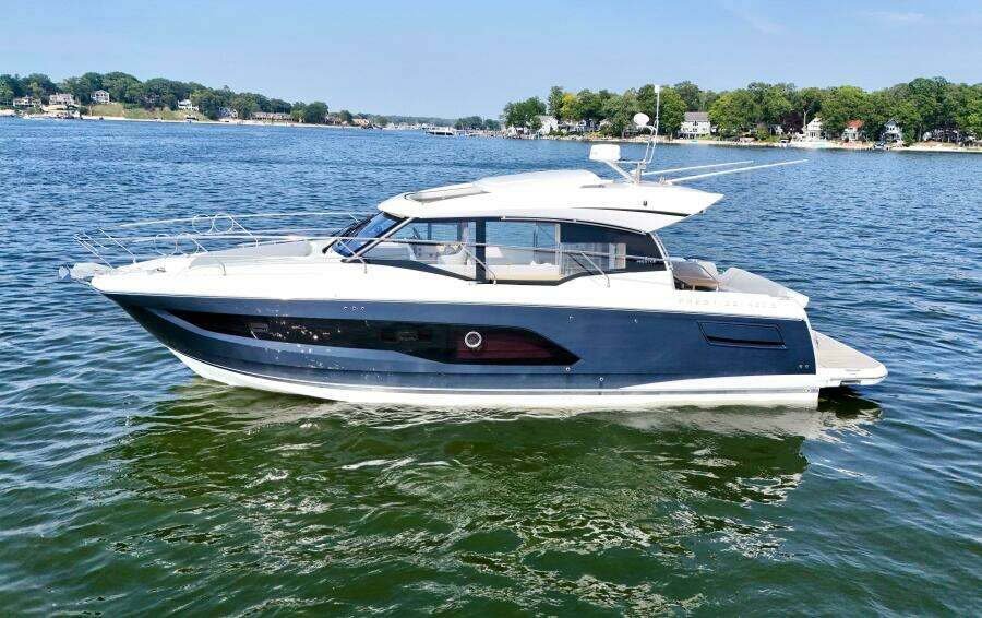42ft Prestige Yacht For Sale