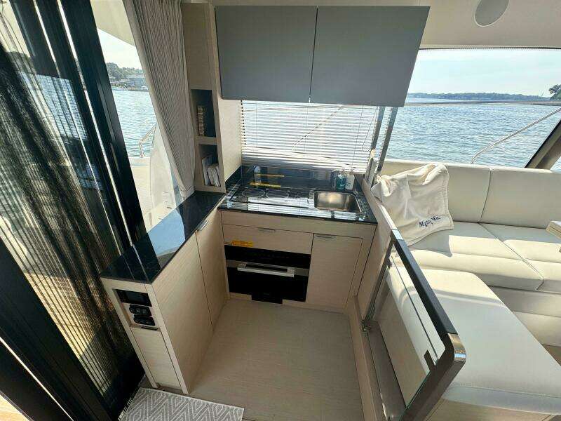42ft Prestige Yacht For Sale