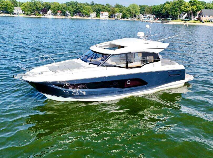42ft Prestige Yacht For Sale