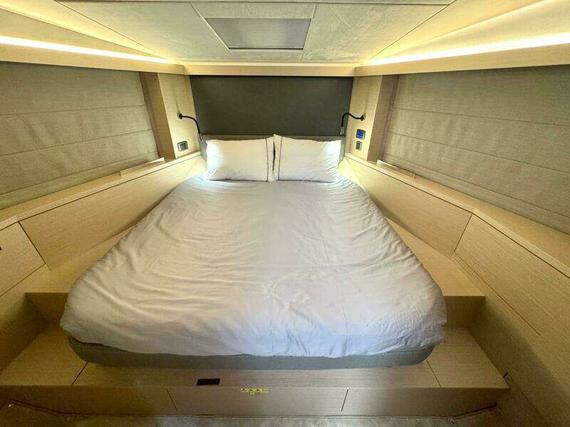 42ft Prestige Yacht For Sale