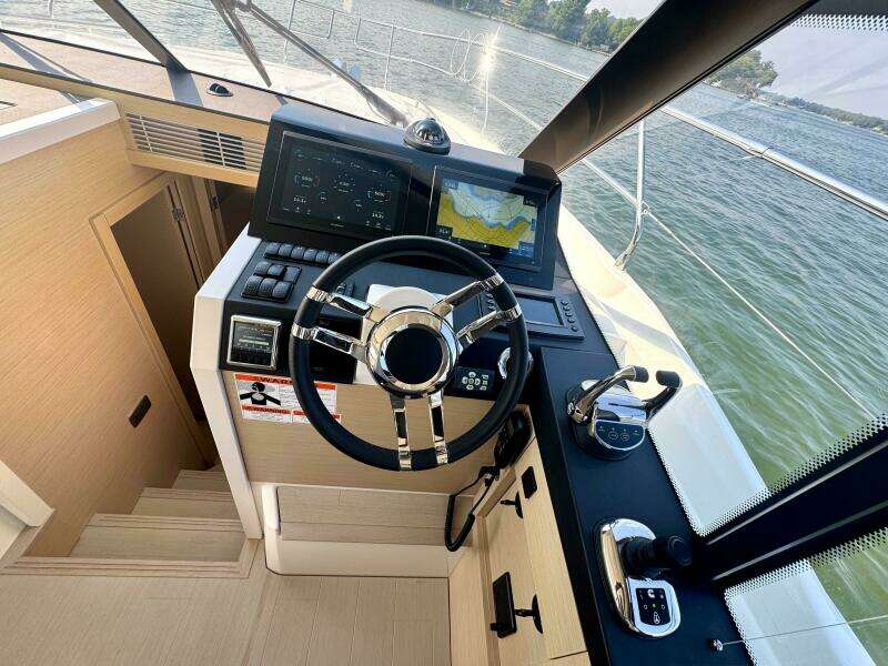 42ft Prestige Yacht For Sale