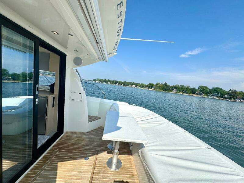42ft Prestige Yacht For Sale